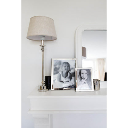 EDZARD Salerno fotolijst voor foto's (DIN A4 - 21 x 29,7 cm), elegant verzilverd, aanslagvrij, 2 hangers