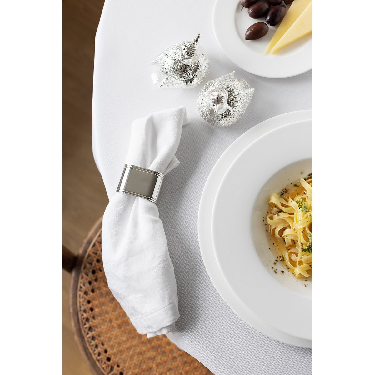 EDZARD set van 4 servetringen Faden, ovaal, edel verzilverd, lengte 5 cm