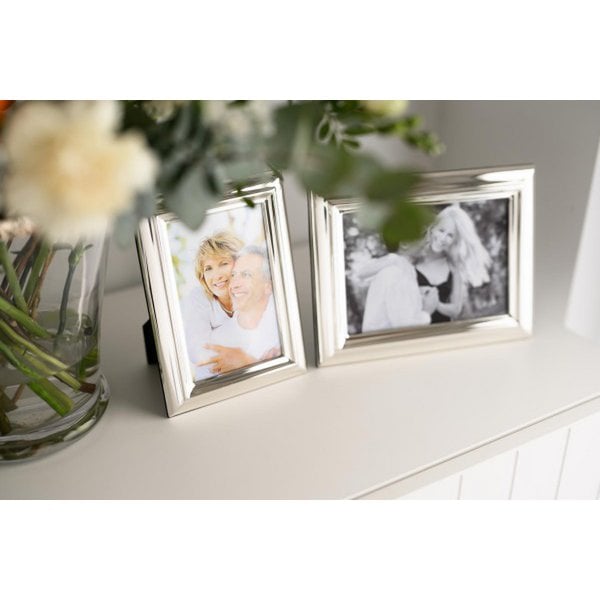 EDZARD fotolijst Florence voor foto 13 x 18 cm, edel verzilverd, aanslag beschermd, met 2 hangers