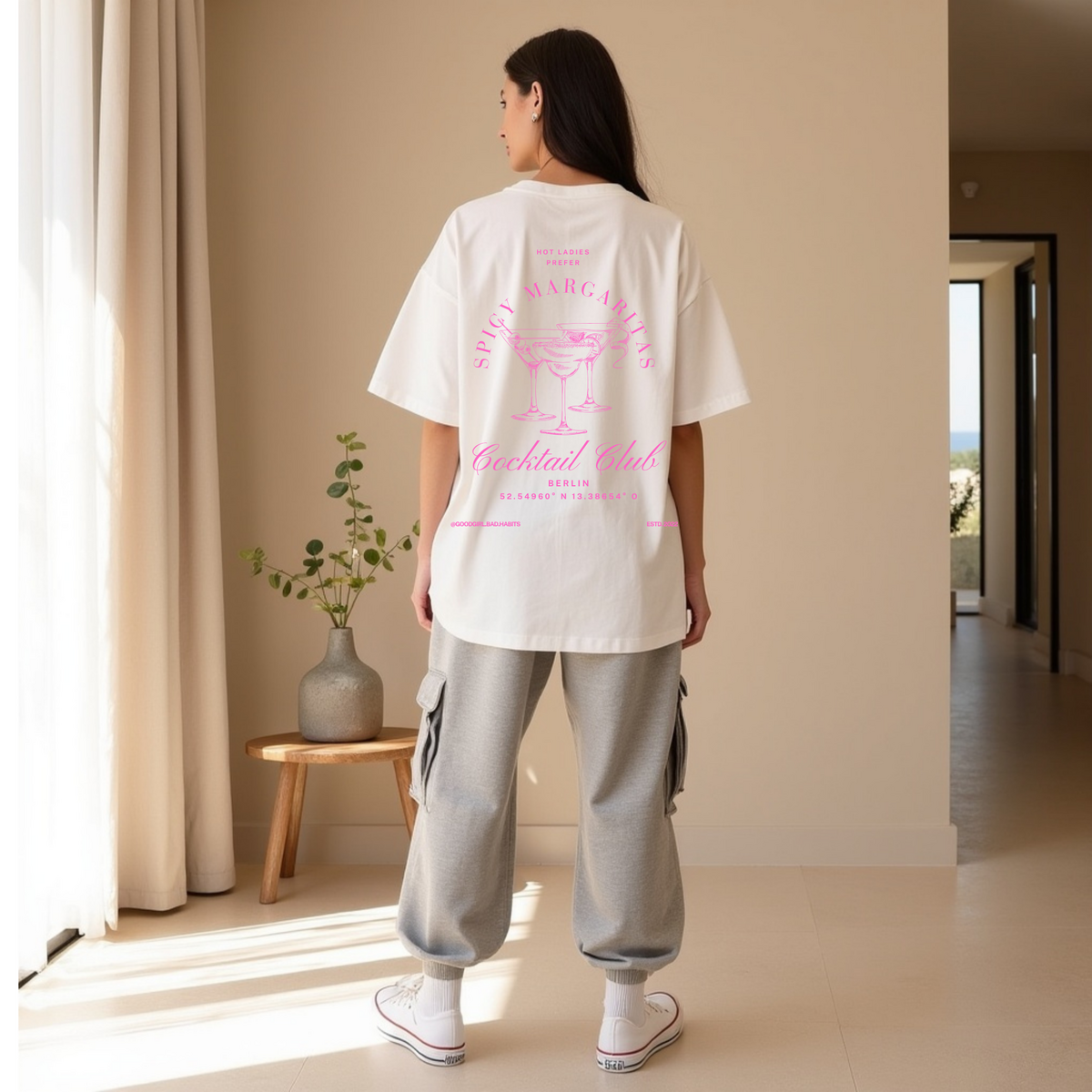 Oversized t-shirt "Hot Ladies geven de voorkeur aan pittige margaritas"