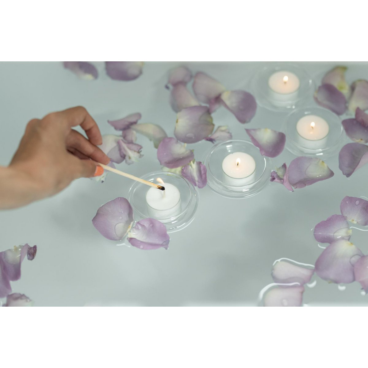 EDZARD 50 stuks WENZEL Nightlights theelichtkaarsen theelichtjes, wit, transparant deksel, brandduur ca. 8 uur