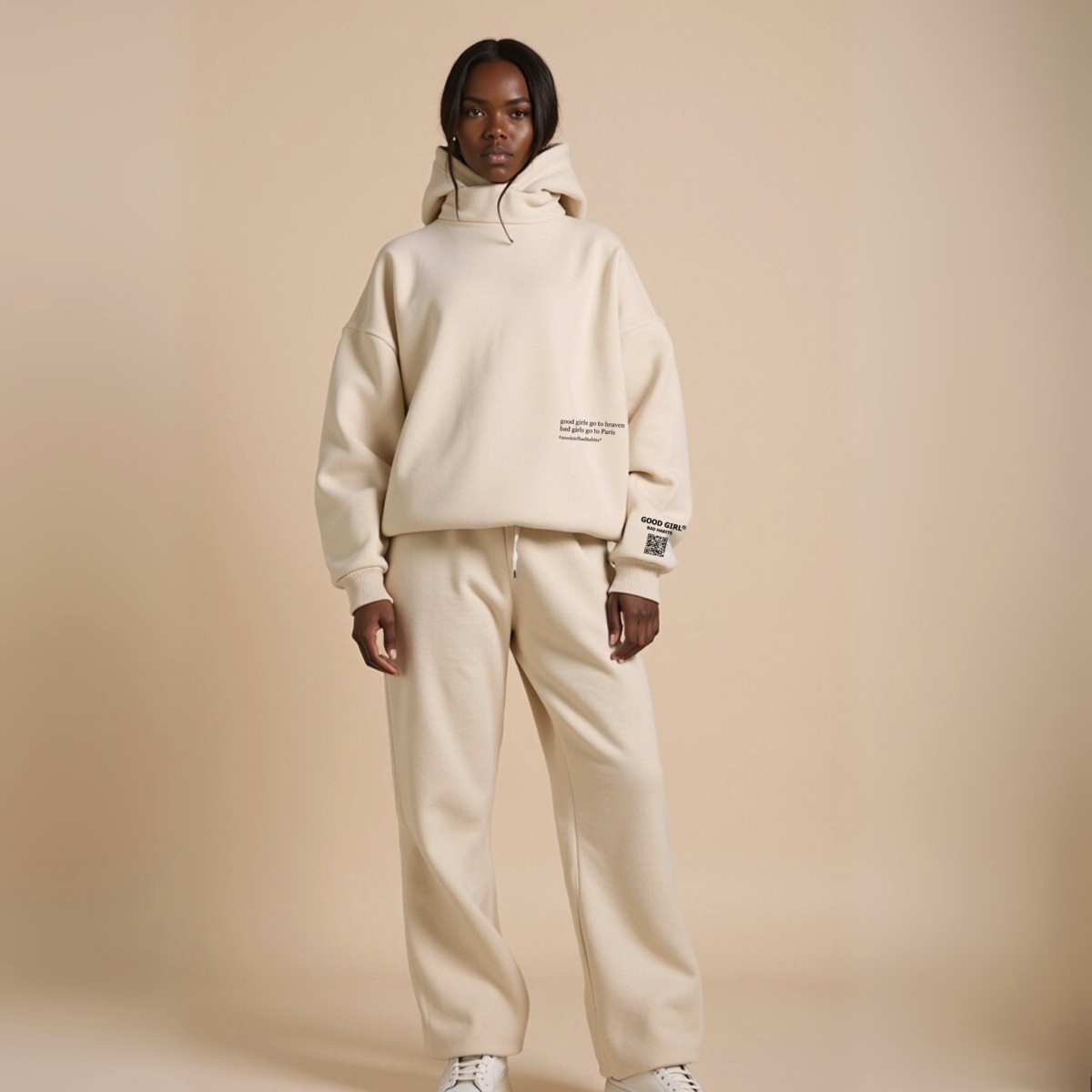 Hoodie "SLECHTE MEISJES GAAN NAAR PARIJS" - Beige