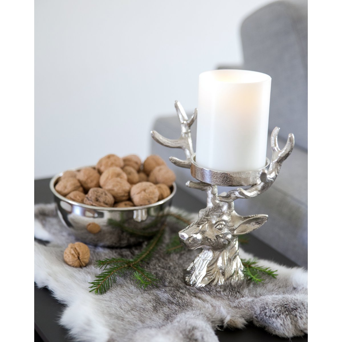 EDZARD kandelaar hert, vernikkeld aluminium, hoogte 20 cm, voor stompkaars ø 6 cm