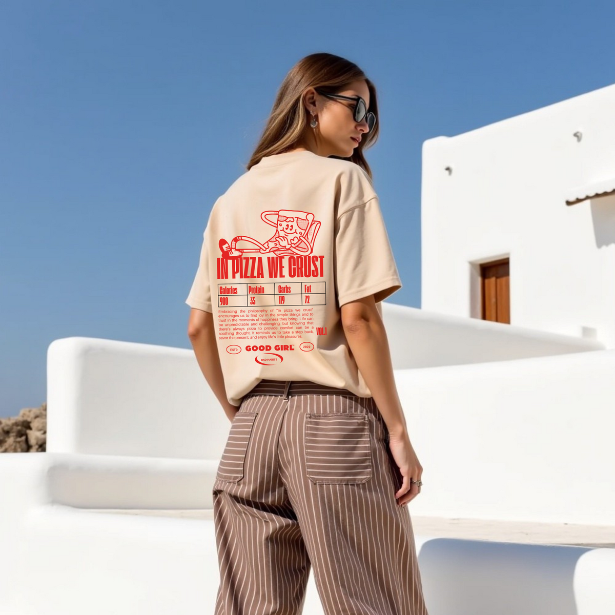 Oversized t-shirt "in pizza we korst"
